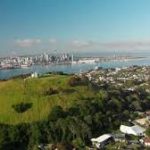 Takarunga / Mount Victoria: Auckland’s Panoramic Playground 🌄🪁